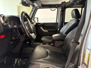 Jeep Wrangler Unlimited 2015 4x4 Rubicon 4dr SUV