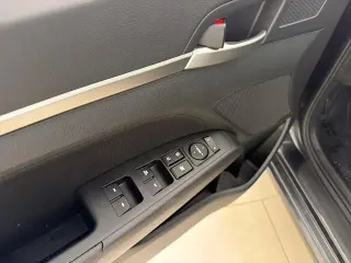 Hyundai ELANTRA 2020 Limited 4dr Sedan SULEV