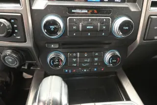 Ford F-150 2018 4x4 Platinum 4dr SuperCrew 5.5 ft. SB