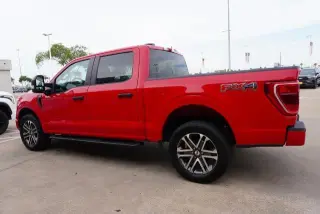 Ford F-150 2021 4x4 XL 4dr SuperCrew 5.5 ft. SB
