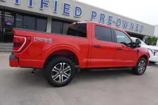 Ford F-150 2021 4x4 XL 4dr SuperCrew 5.5 ft. SB