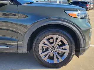 Ford Explorer 2024 XLT 4dr SUV