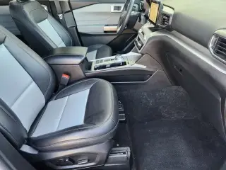 Ford Explorer 2024 XLT 4dr SUV