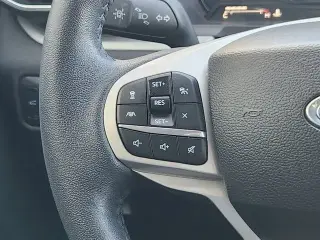 Ford Explorer 2024 XLT 4dr SUV