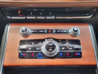 Lincoln Aviator 2021 AWD Reserve 4dr SUV