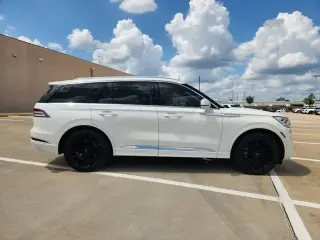 Lincoln Aviator 2021 AWD Reserve 4dr SUV
