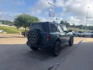 Ford Bronco 2022 4x4 Base 4dr SUV