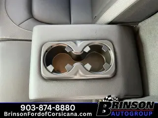 GMC Canyon 2021 4x4 AT4 4dr Crew Cab 5 ft. SB (Cloth)
