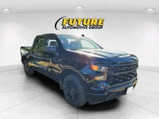 Chevrolet Silverado 1500 2024 4x2 Custom 4dr Crew Cab 5.8 ft. SB