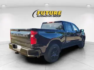 Chevrolet Silverado 1500 2024 4x2 Custom 4dr Crew Cab 5.8 ft. SB