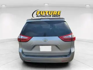 Toyota Sienna 2019 XLE 7-Passenger Auto Access Seat 4dr Mini-Van