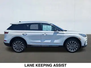 Lincoln Corsair 2023 AWD Reserve 4dr SUV