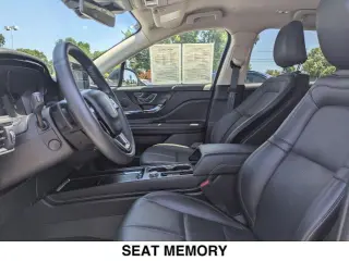 Lincoln Corsair 2023 AWD Reserve 4dr SUV