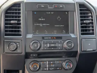 Ford F-150 2018 4x2 Lariat 4dr SuperCab 6.5 ft. SB