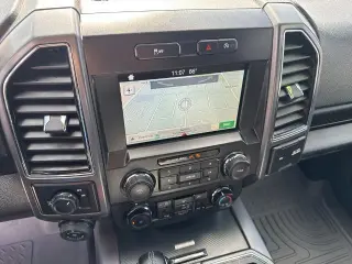 Ford F-150 2018 4x2 XLT 4dr SuperCrew 5.5 ft. SB