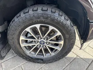 Ford F-150 2018 4x2 XLT 4dr SuperCrew 5.5 ft. SB