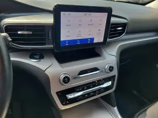 Ford Explorer 2023 XLT 4dr SUV