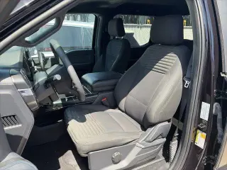 Ford F-150 2023 4x2 XL 4dr SuperCrew 5.5 ft. SB
