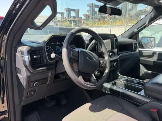 Ford F-150 2023 4x2 XL 4dr SuperCrew 5.5 ft. SB