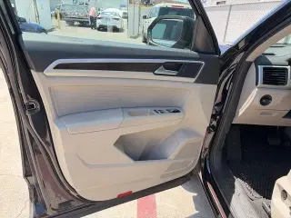 Volkswagen Atlas 2022 V6 SE 4dr SUV w/Technology