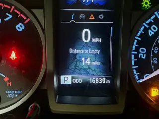Toyota Tacoma 2023 4x4 TRD Off-Road 4dr Double Cab 5.0 ft SB 6A