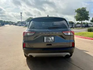Ford Escape 2022 SE 4dr SUV