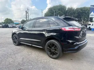Ford Edge 2023 AWD SE 4dr Crossover