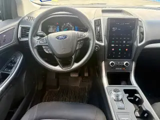 Ford Edge 2023 AWD SE 4dr Crossover