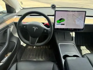 Tesla Model 3 2021 AWD Long Range 4dr Sedan