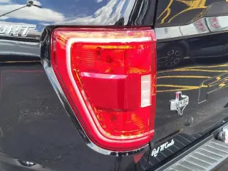 Ford F-150 2023 4x2 XL 4dr SuperCrew 5.5 ft. SB