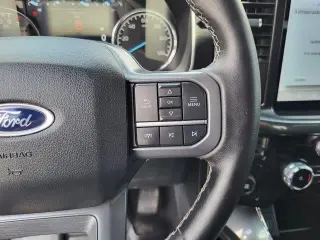 Ford F-150 2023 4x2 XL 4dr SuperCrew 5.5 ft. SB