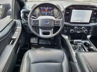 Ford F-150 2023 4x2 XL 4dr SuperCrew 5.5 ft. SB