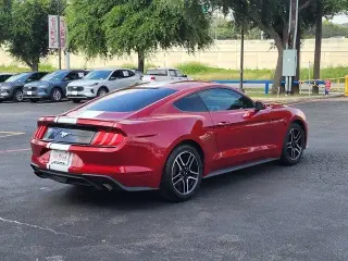 Ford Mustang 2022 EcoBoost 2dr Fastback
