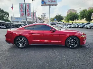 Ford Mustang 2022 EcoBoost 2dr Fastback