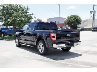 Ford F-150 2022 4x2 Lariat 4dr SuperCrew 5.5 ft. SB