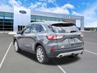 Ford Escape 2021 AWD Titanium 4dr SUV
