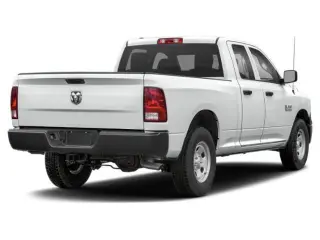 Ram 1500 Classic 2021 4x4 Tradesman 4dr Quad Cab 6.3 ft. SB Pickup