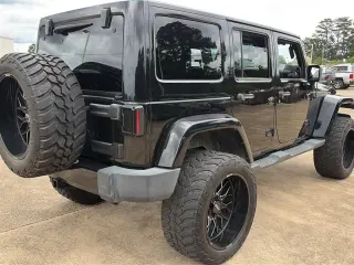 Jeep Wrangler Unlimited 2013 4x4 Sahara 4dr SUV