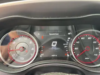 Dodge Charger 2022 SXT 4dr Sedan