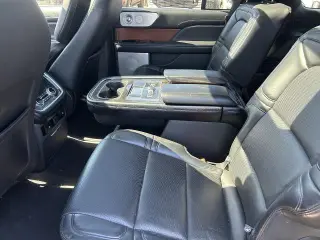 Lincoln Navigator 2020 4x2 Reserve 4dr SUV