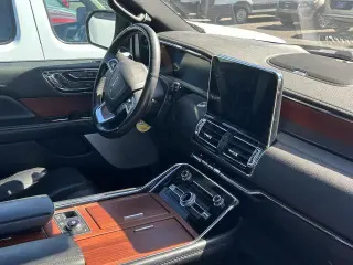 Lincoln Navigator 2020 4x2 Reserve 4dr SUV