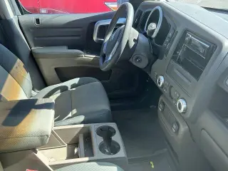 Honda Ridgeline 2006 AWD RT 4dr Crew Cab
