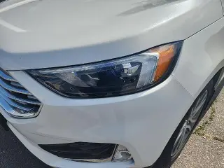 Ford Edge 2023 AWD Titanium 4dr Crossover