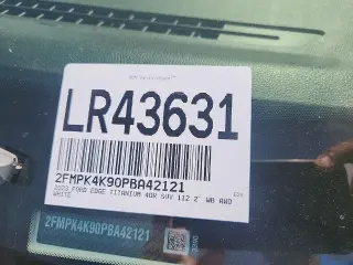 Ford Edge 2023 AWD Titanium 4dr Crossover