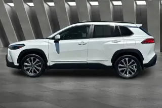 Toyota Corolla Cross 2023 XLE 4dr Crossover