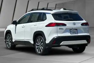 Toyota Corolla Cross 2023 XLE 4dr Crossover