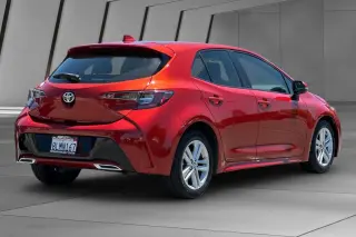 Toyota Corolla Hatchback 2019 SE 4dr Hatchback 6M