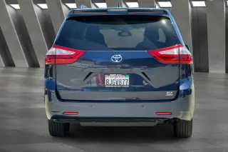 Toyota Sienna 2019 AWD XLE 7-Passenger 4dr Mini-Van