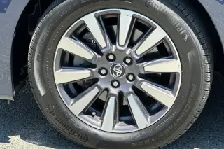 Toyota Sienna 2019 AWD XLE 7-Passenger 4dr Mini-Van