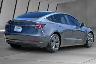 Tesla Model 3 2022 4dr Sedan
